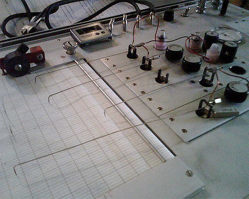 Image of a polygraph